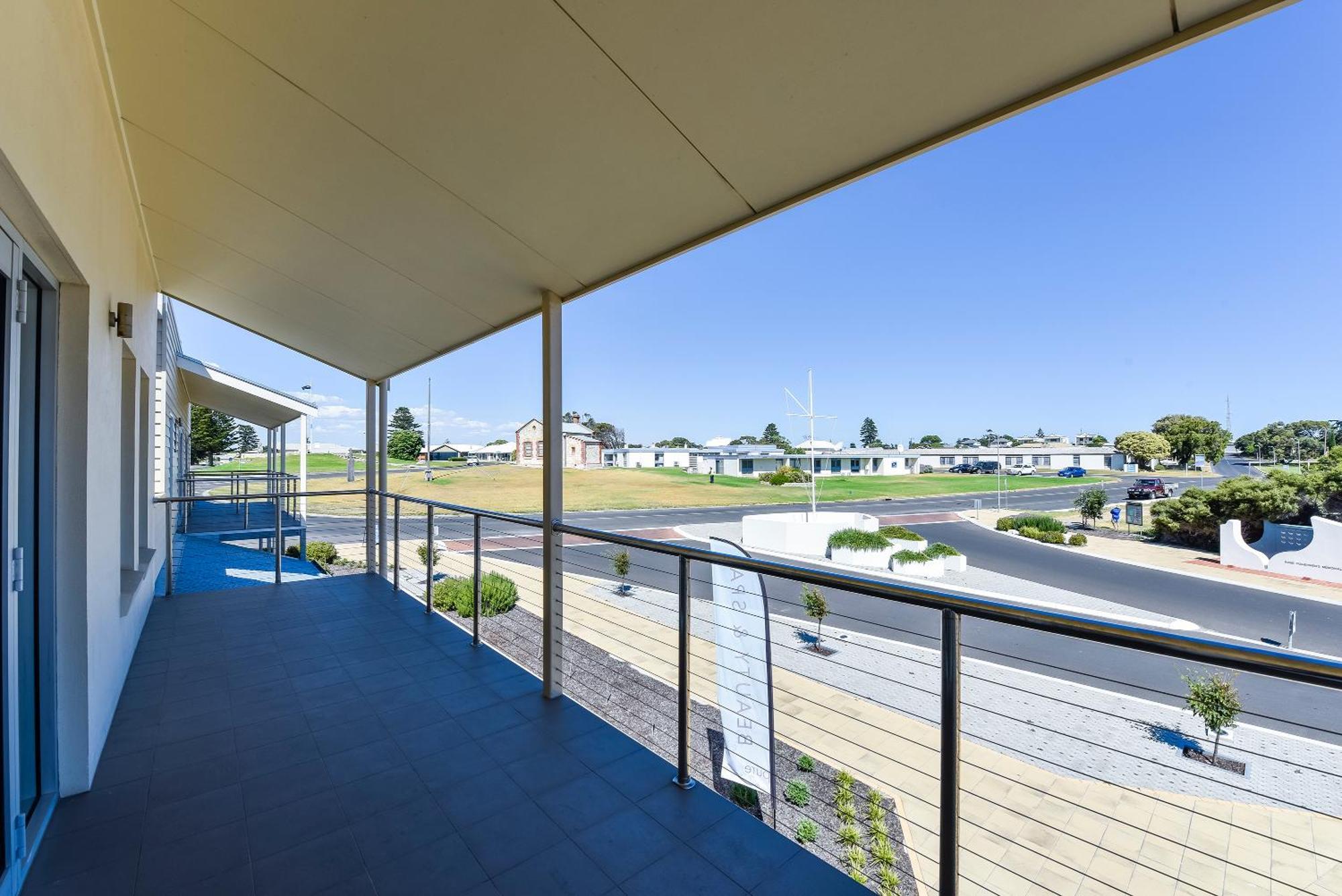 Aloha Waterfront Properties Robe Exterior foto