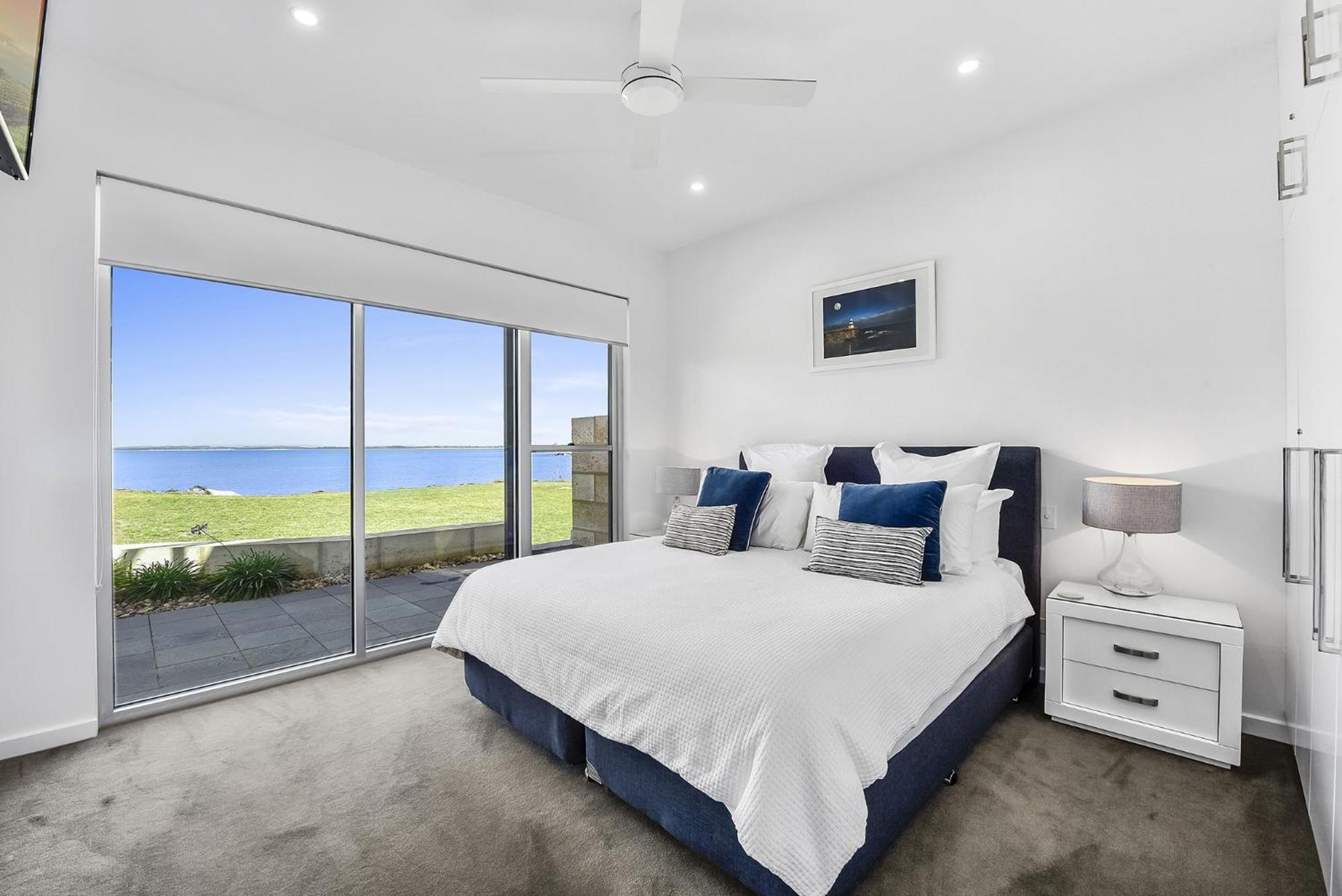 Aloha Waterfront Properties Robe Habitación foto
