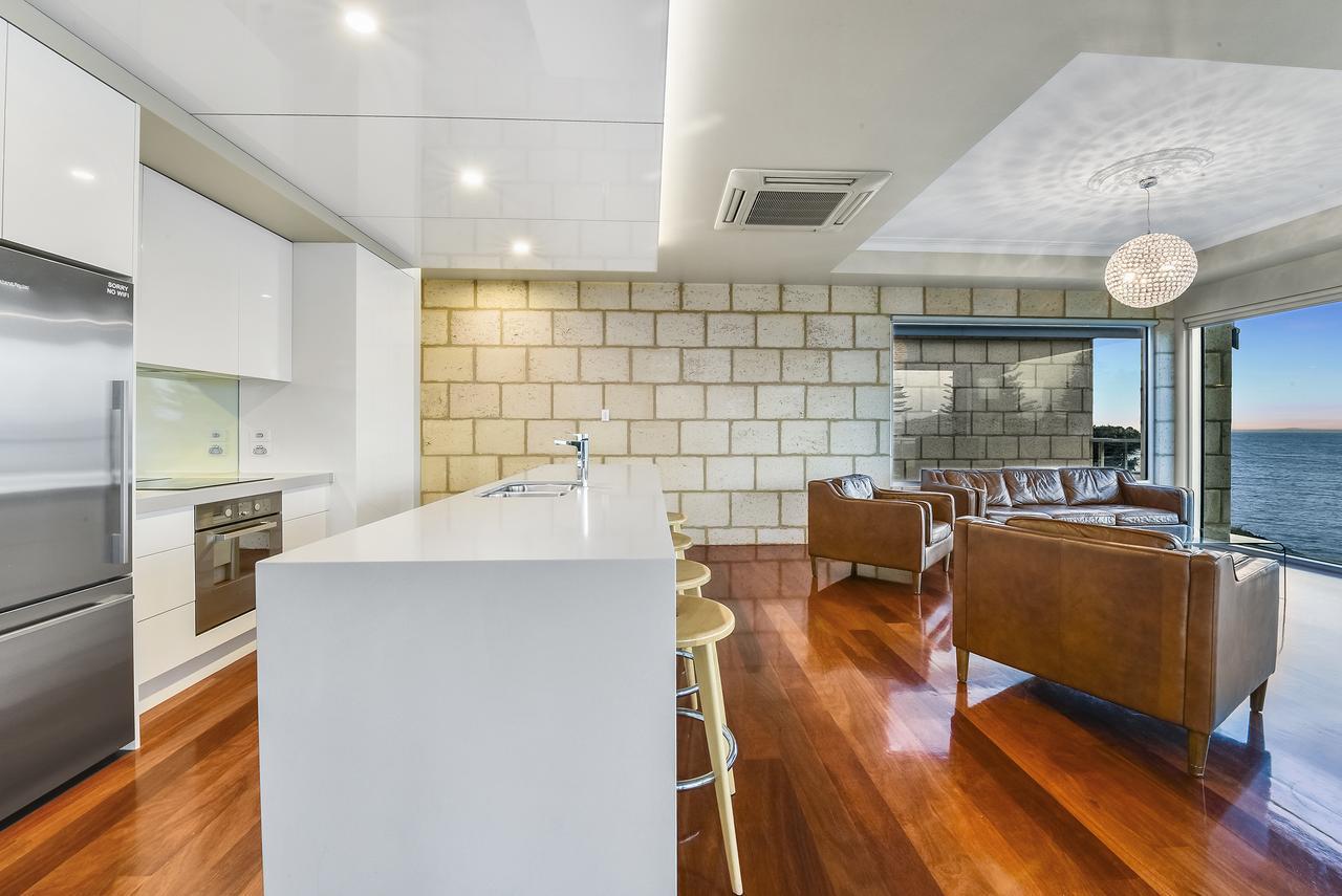 Aloha Waterfront Properties Robe Exterior foto